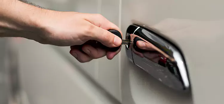 Why Choose Our Auto Locksmith Team in Englewood, NJ?
