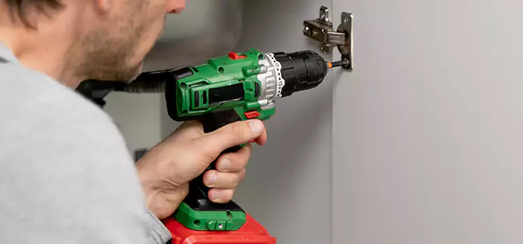 Commercial Door Hinge Repair Englewood